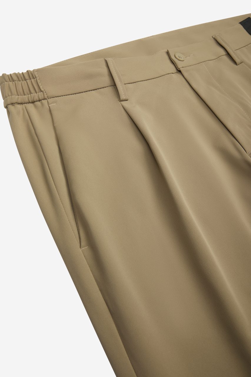 Pantaloni AT.P.CO Berlino con pinces e vita elasticizzata - A331BERLINO PL050 - foto 9