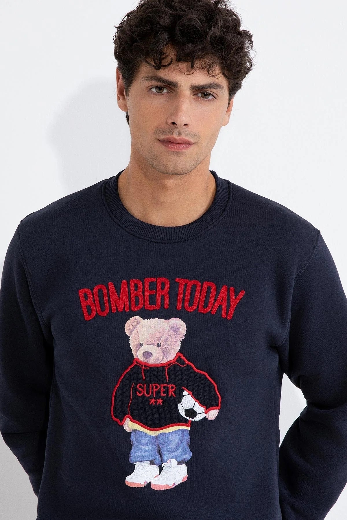 Felpa Superculture girocollo Teddy con ricamo "Bomber today"