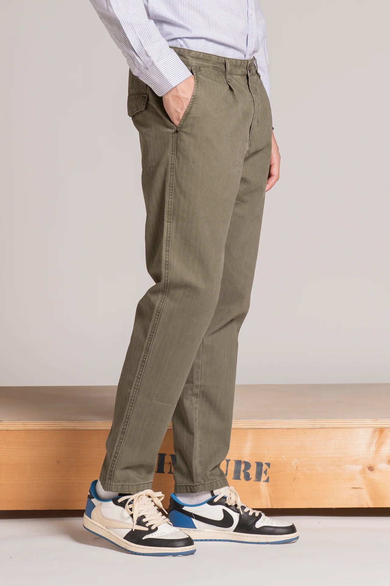Pantalone Impure Mihara Chino Long in Herringbone
